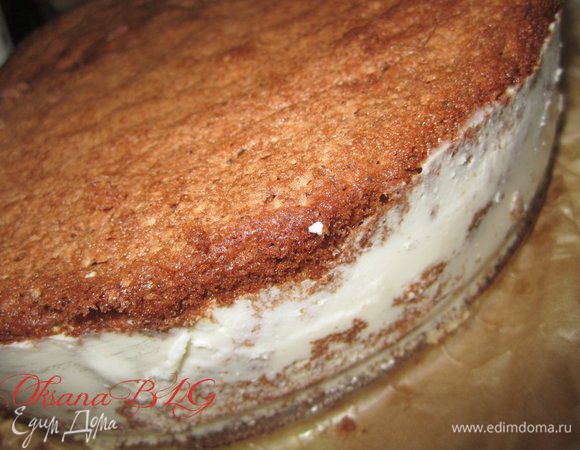 Достать торт из формы.