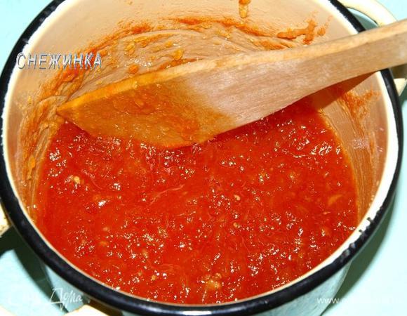 Варить следует до загустения и выпаривания жидкости от 30 до 50 минут. Мне понадобилось 35 минут. Джем готов. 