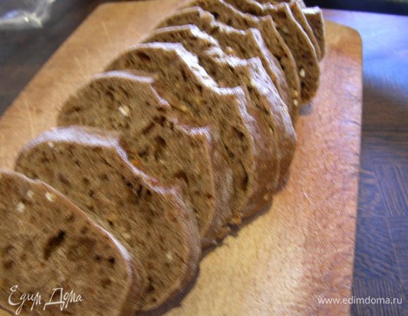 Готовим тосты на сковороде, в духовке или в тостере.
