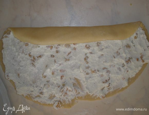 Свернуть рулетом. 