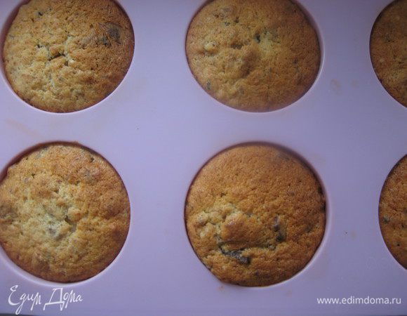 В маленьких формочках печь 20 минут.
