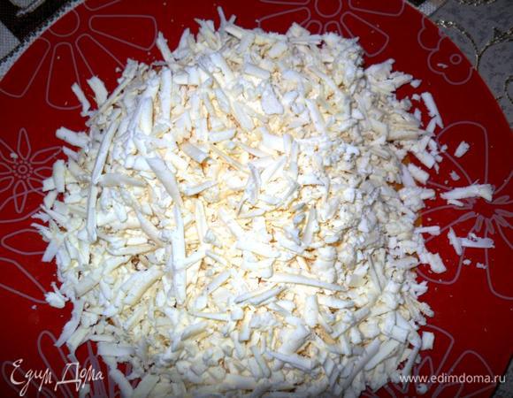 Начинка:
Брынзу натереть на терке.
