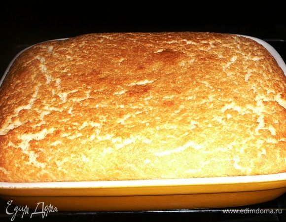 Пирожное очень хорошо поднимается в духовке. После выпечки оно может слегка опасть... Это не брак))) На вкус это никак не влияет...