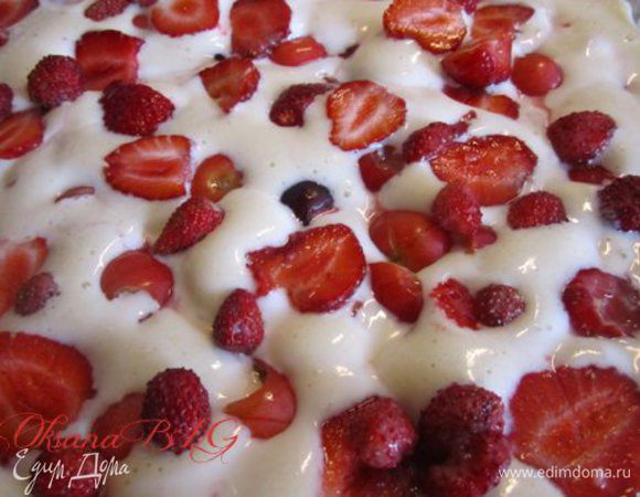 Выложить ягоды.