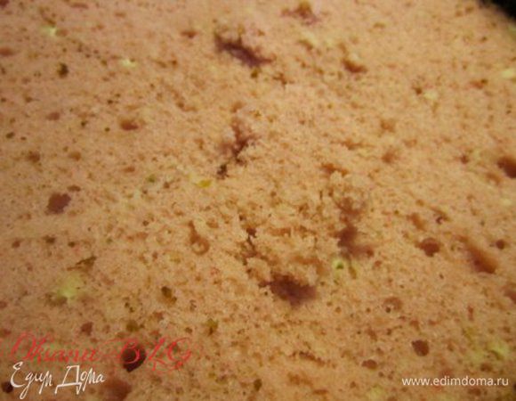 Накрыть коржом.