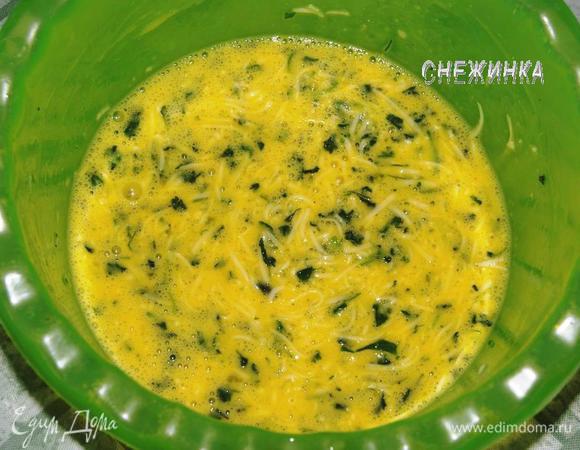 Соедините их с сыром и петрушкой.
