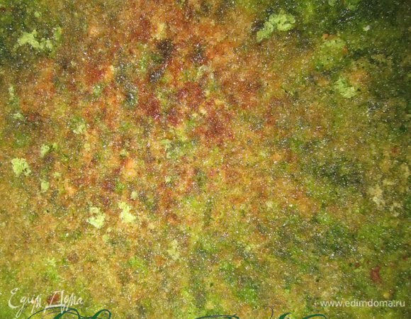 Накрыть коржом.