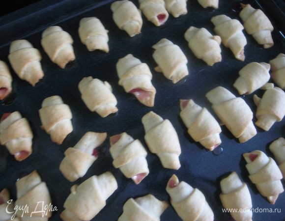 Выпекаем в разогретой до 190гр духовке 15минут, до легкого золотистого цвета. 