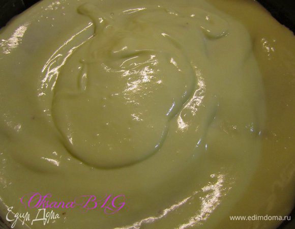 Нанести белый ганаш(1/2 часть).