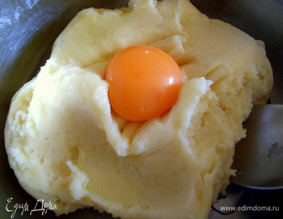 одно за другим яйца-3 шт