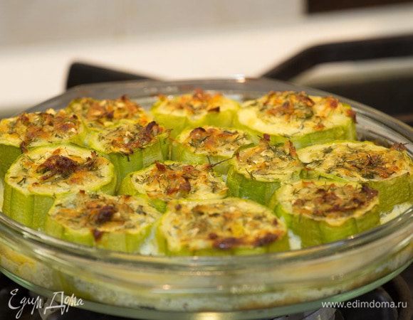 Выпекать при температуре 180°C около 30 минут.