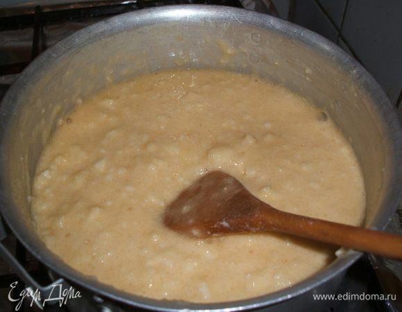  Затем на небольшом огне , все время помешивая, томить 10 минут.