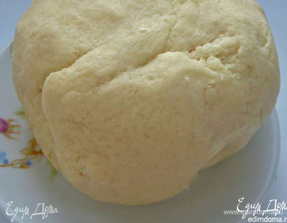 Замесить тесто.