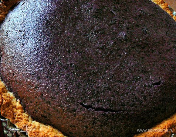 Поставить запекаться в заранее разогретую до 180С духовку на 30 минут.