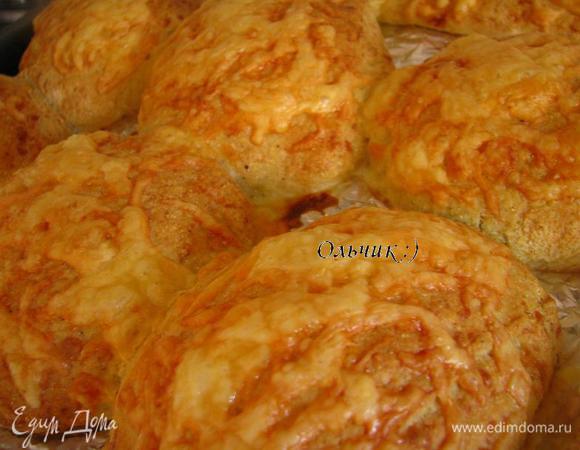 Достаем румяные булочки из духовки, оставляем остыть.