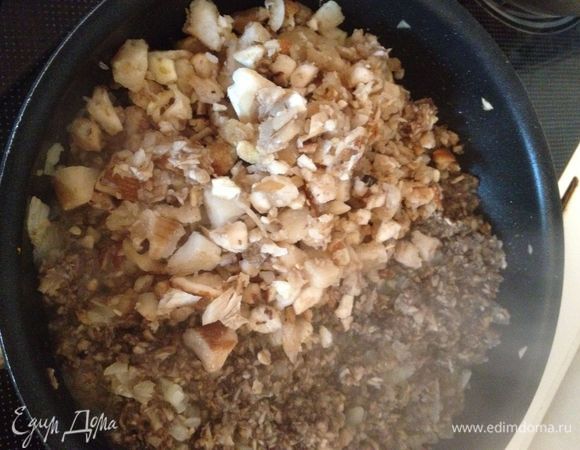 отправляем в сковороду