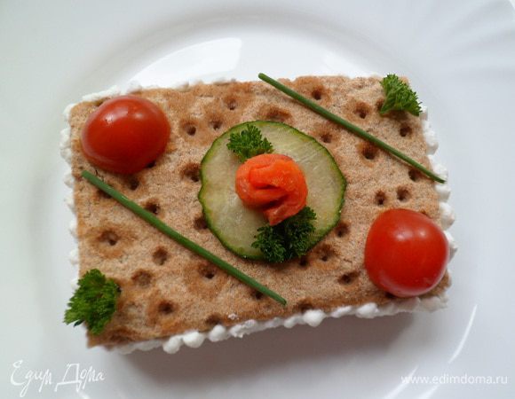 Верх украшаем по желанию,но главное не переборщить. Приятного аппетита!