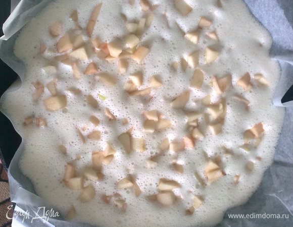 Выкладываем яблоки