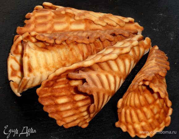 Мне особенно нравятся рожки с неровными краями-так интересней смотрится!