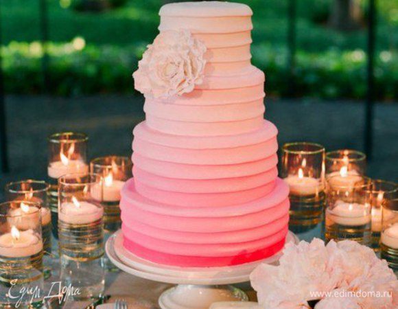 Девочки! Далее в прокрутке тортики к сожалению не мои. Просто я влюбилась в Градиент и хотела с вами поделиться :-)