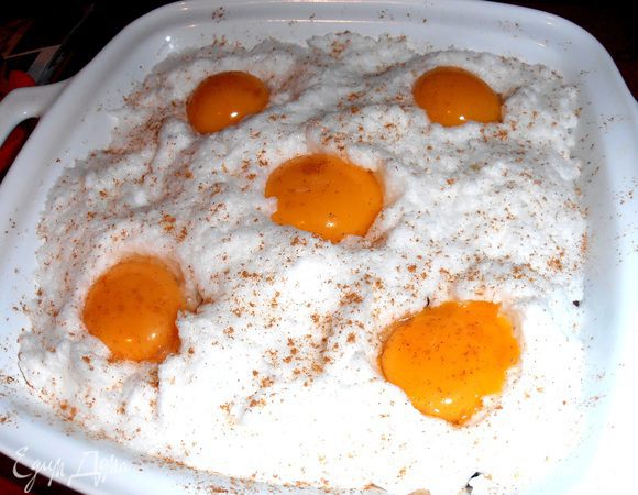 Присыпаем перцем или любой приправой(не солю,т.к.будет сыр).