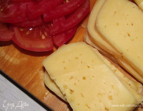 И 50 гр твердого сыра небольшими пластинками
