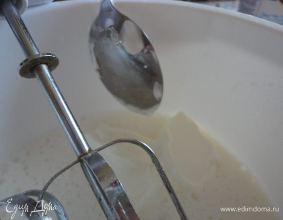 Добавить сметану