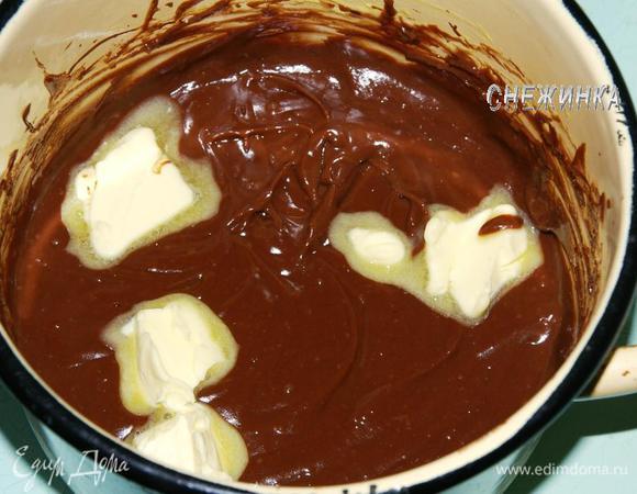 Добавляем масло комнатной температуры.