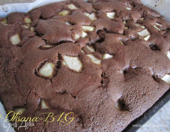 Выпекать при температуре 180 градусов 30-35 мин, готовность проверить деревянной шпажкой, она должна быть сухой.