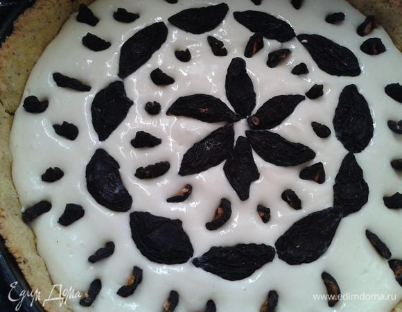 У меня в этот раз сушенная слива (угорка).