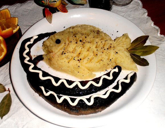 Слегка украсим её невзрачность майонезом!