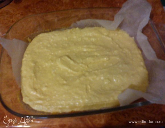 выложить в форму, смазанную маслом, выпекать при т. 180 15-20 мин.