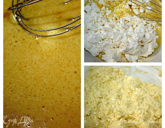 Смешать яйцо с сахаром и медом. Добавить манку потом сыр. Все тщательно вымесить.