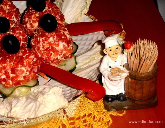 Конечно, количество "бомбочек" рассчитывайте хотя бы по-одному на гостя, ну и про себя не забудьте)))