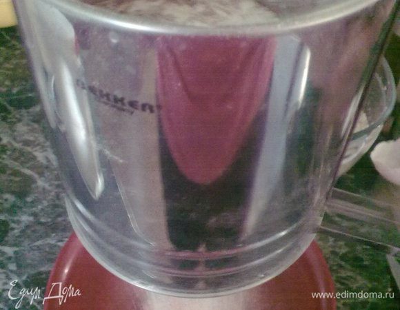 муку просеиваем с какао и разрыхлителем