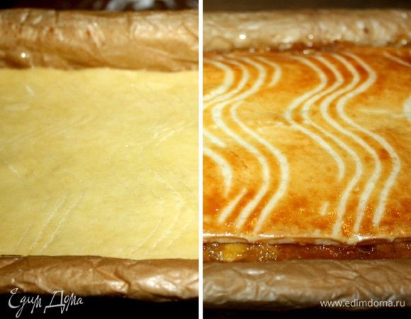 Смазать пирог смесью желтка и молока. На поверхности вилкой нанести рисунок. Выпекать при 200*С около часа до золотистой корочки. Ориентируйтесь на работу своего духового шкафа. Пирог следует охладить в форме. Я пеку его на ночь и за это время он хорошо остывает и настаивается. Затем нарезать пирог на небольшие пирожные. Приятного чаепития!