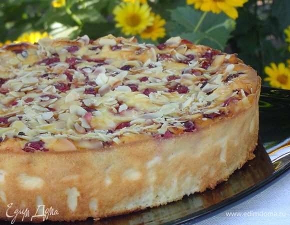 Пирог сначала будет таким "дрожащим", но при полном остывании приобретет упругую структуру.