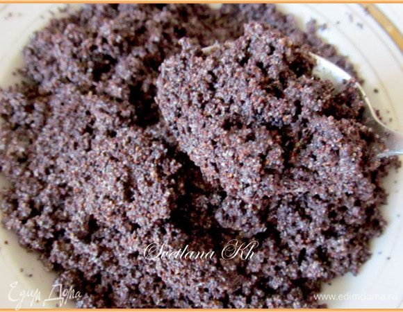 После прокручивания мак должен побелеть и стать послушным, как пластилин.