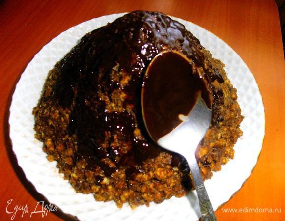 Можно обмазать весь тортик,но я решила оставить внизу без шоколада...