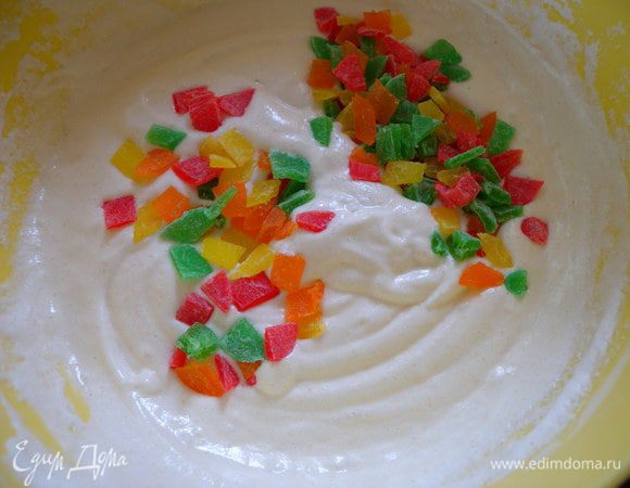 Бисквит. Удивительный, вкусный, простой, обязательно получающийся, благородный, классный бисквит от Зоремы :-). Только добавить мелко порезанные цукаты.  