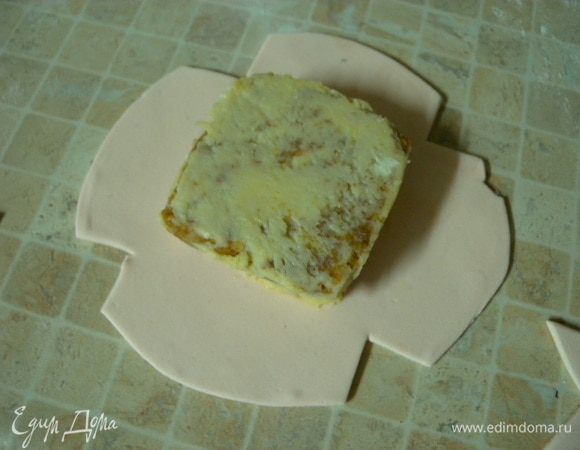 Отдельно делаем крышечку коробочки...