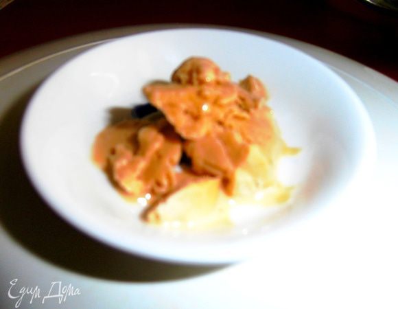 Отмеряем дрожжи(у меня свежие,из морозилки)