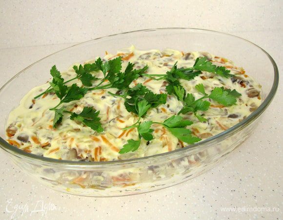 Оставьте на пропитку на 2 часа. А лучше на ночь. На следующий день салатик будет гораздо вкуснее.