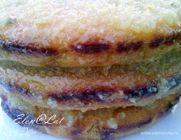 Дать пропитаться. Все наливайте чай, я люблю с кофе и наслаждаетесь лимонным вкусом сочного и пышного пирога. Поверьте приготовив его, вы будете печь его снова и снова))))