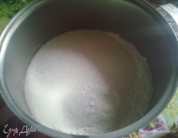 Смешать все сухие компоненты.