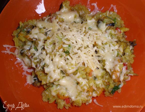 Если присыпать сырком и разогреть - получится ризотто  , наверное ...