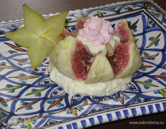 Королевский десерт готов. Угощайтесь и наслаждайтесь его видом и вкусом!