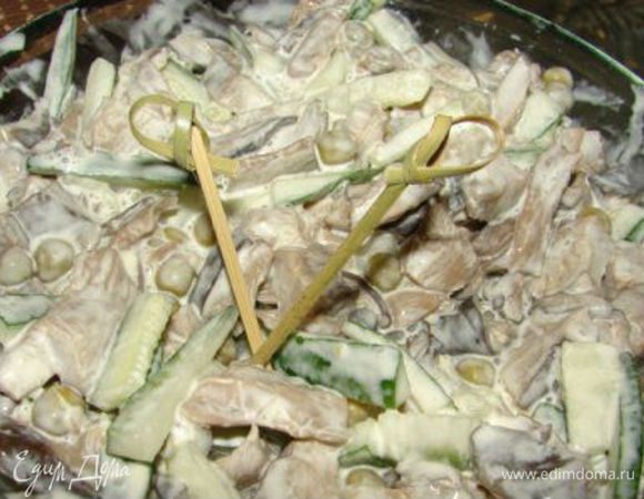 Все хорошо перемешать, можно добавить зелень по вкусу