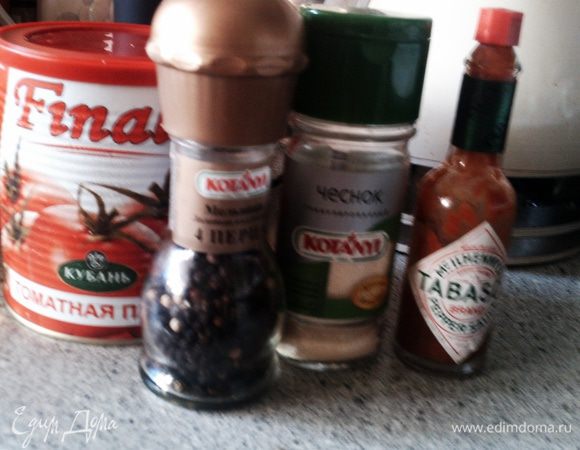 Специи которые я использовала.
 Я не солила, тк соль не ем вообще, использую вместо этого чеснок. Но всем рекомендую хорошенько просолить во время жарки, иначе икра получится пресной