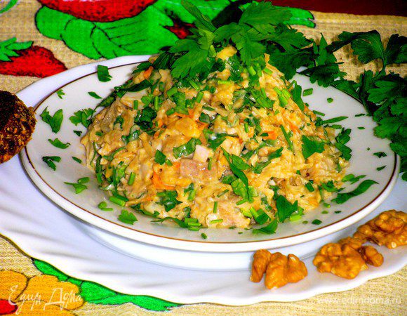 Перемешиваем... Выкладываем горкой и подаём с чёрным хлебушком!!!